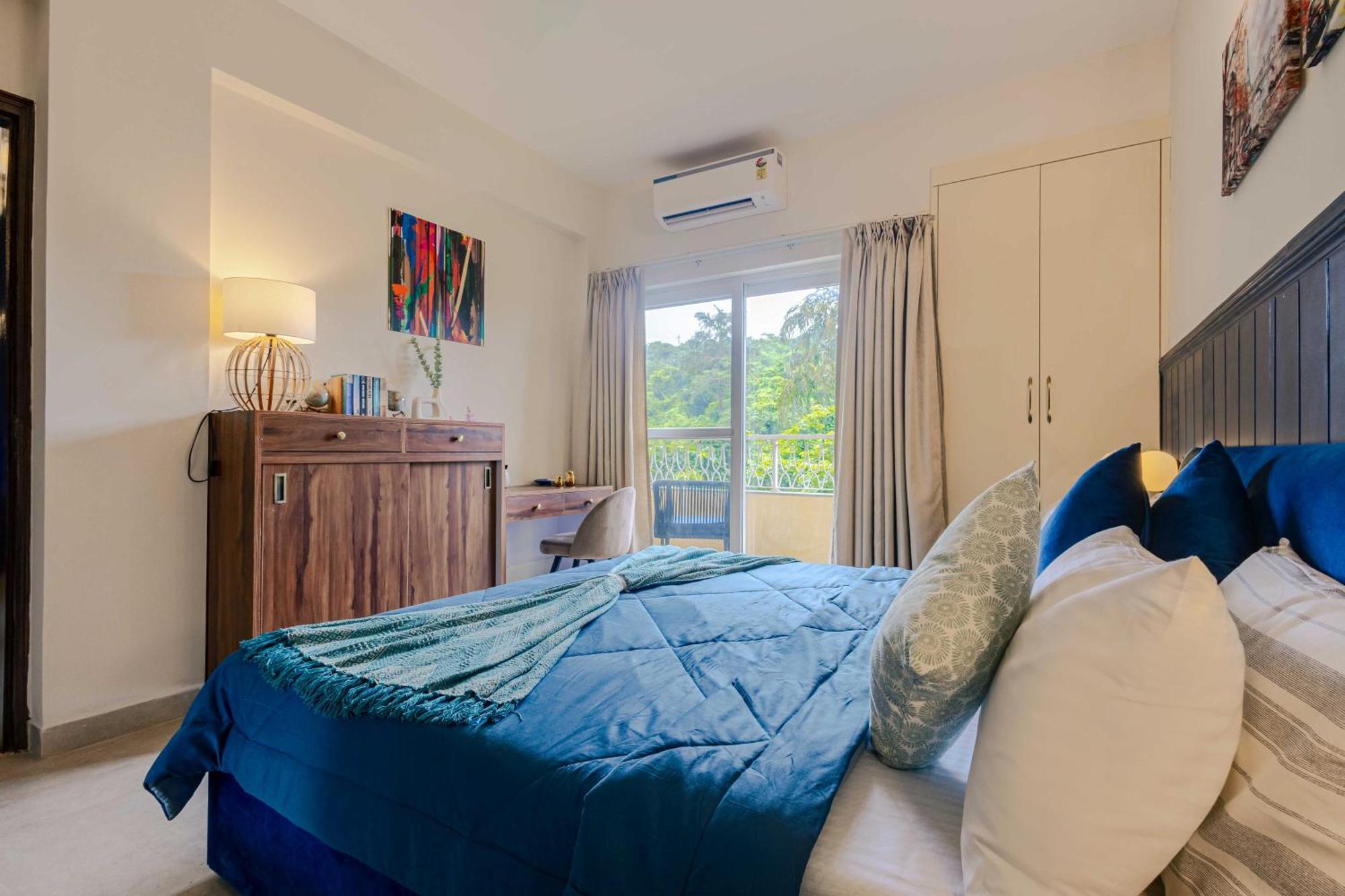 Alaya Stays 1 Bhk With Balcony & Pool - Veera Marina Candolim Bagian luar foto