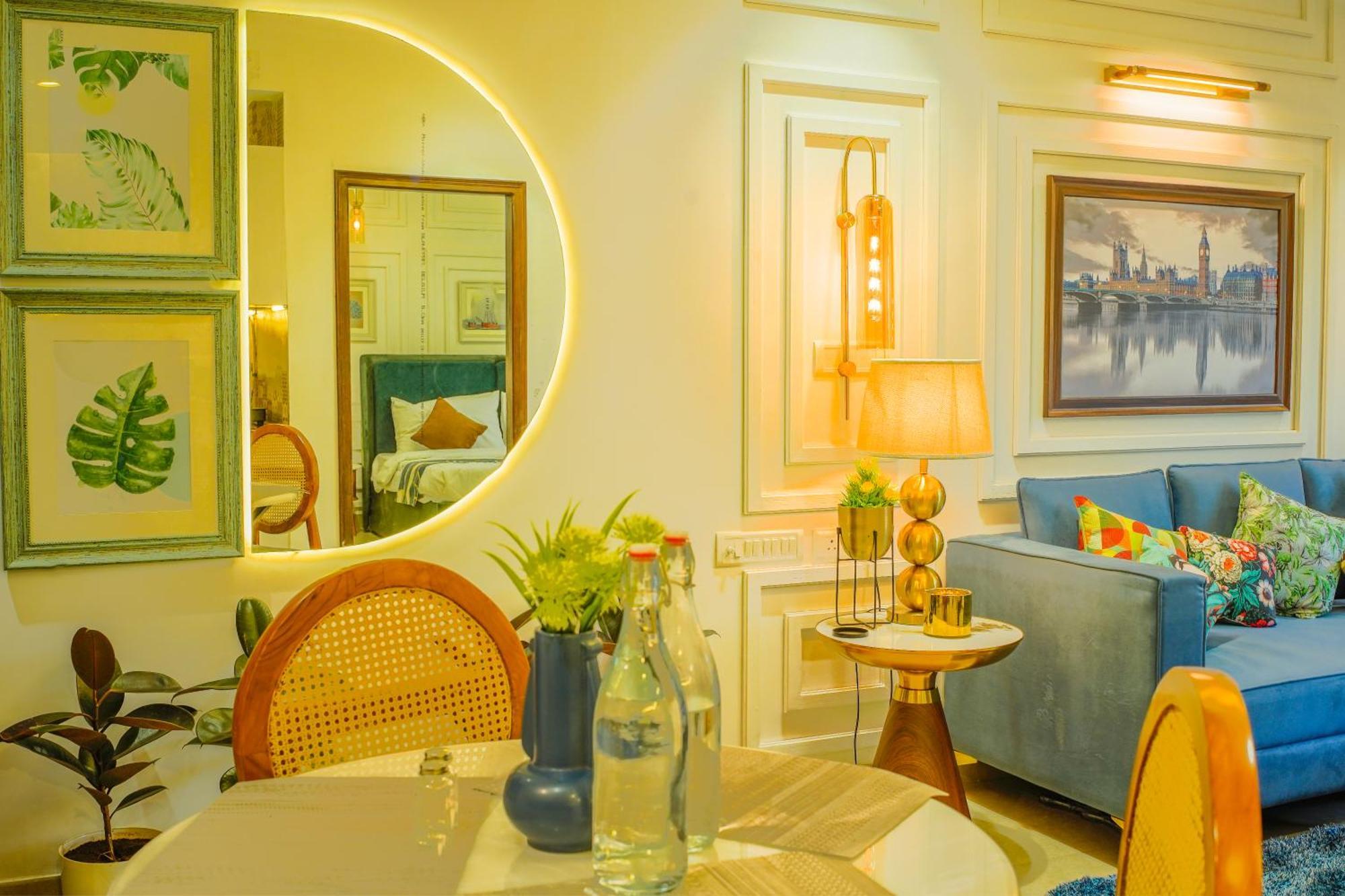 Alaya Stays 1 Bhk With Balcony & Pool - Veera Marina Candolim Bagian luar foto